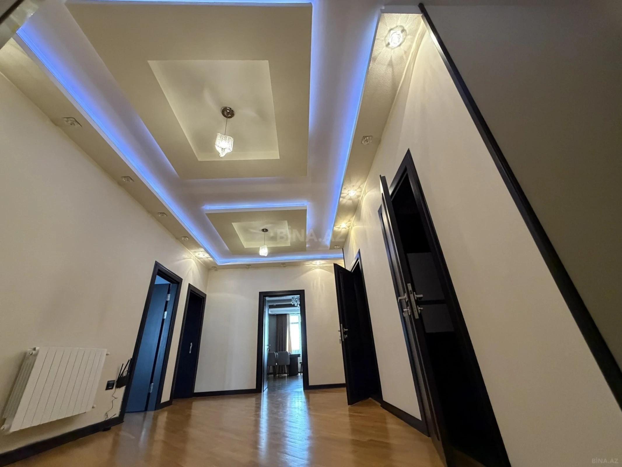 Kirayə verilir 3 otaqlı mənzil 127 m²