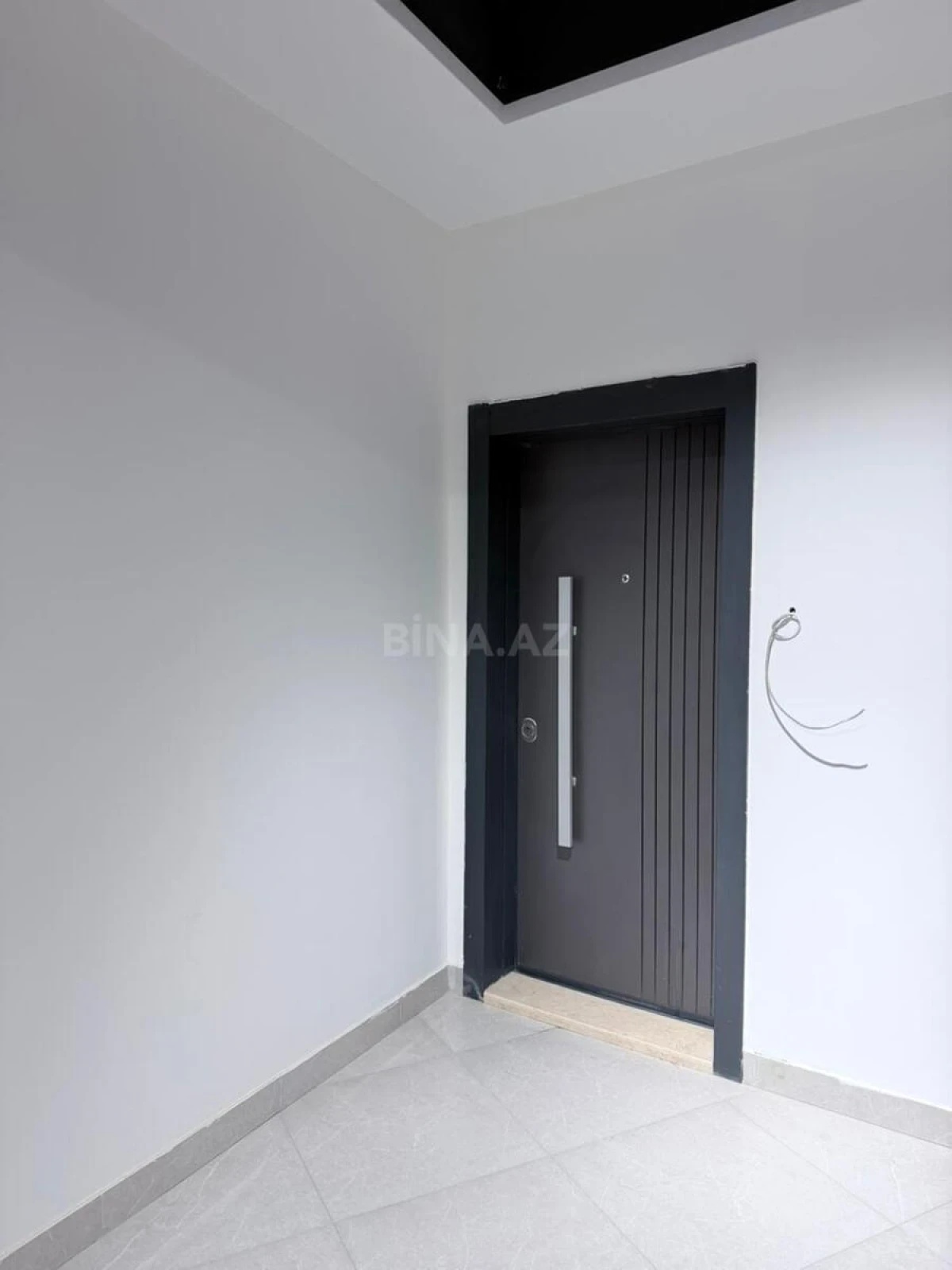 Satılır 3 otaqlı mənzil 115 m²