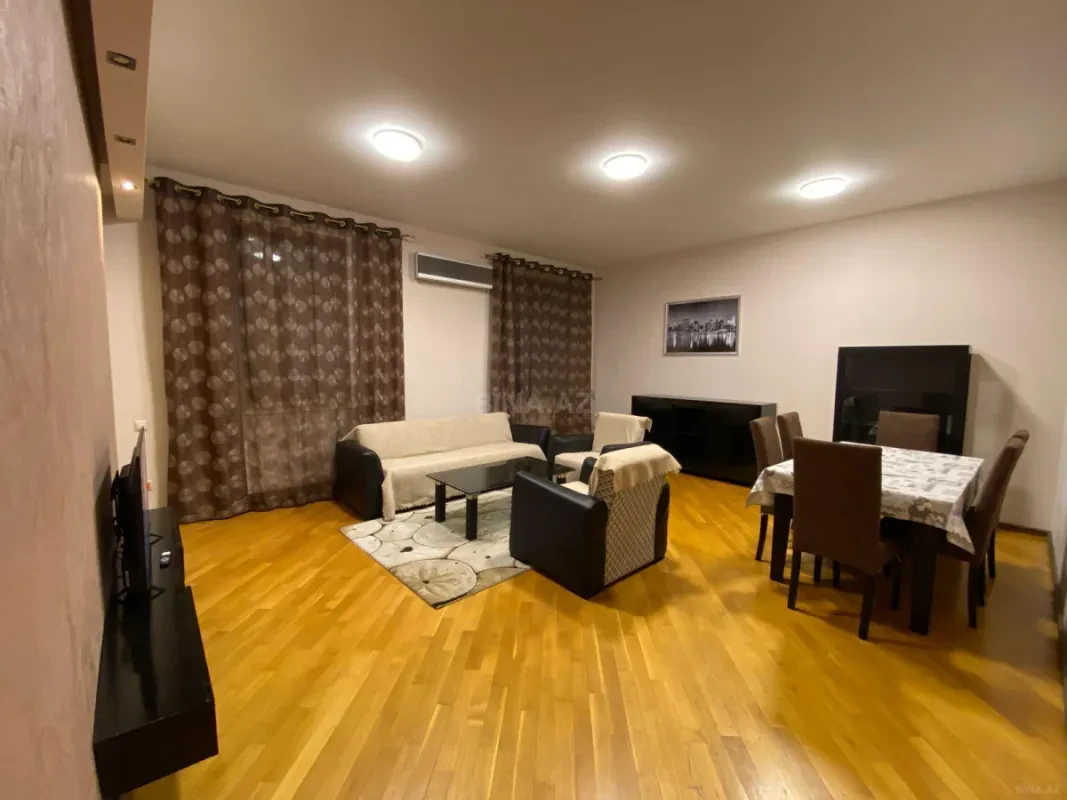 Satılır 2 otaqlı mənzil 91 m²