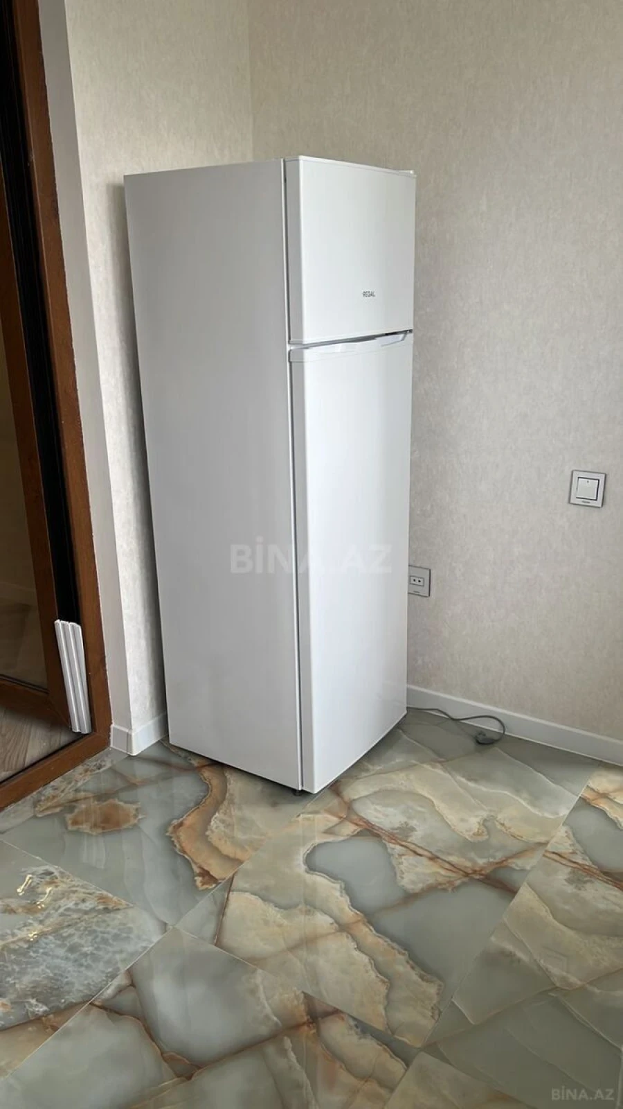 Kirayə verilir 3 otaqlı mənzil 110 m²