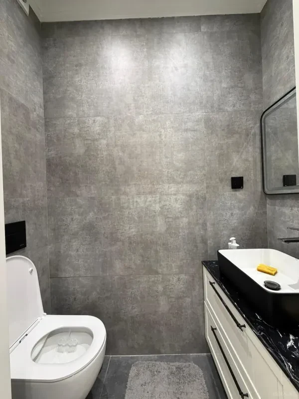 Satılır 5 otaqlı mənzil 120 m²