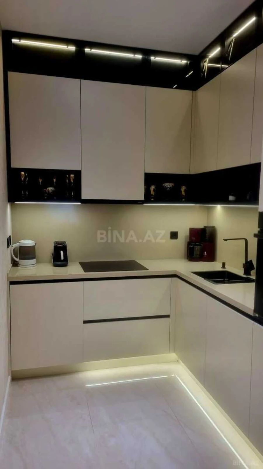 Kirayə verilir 2 otaqlı mənzil 86 m²