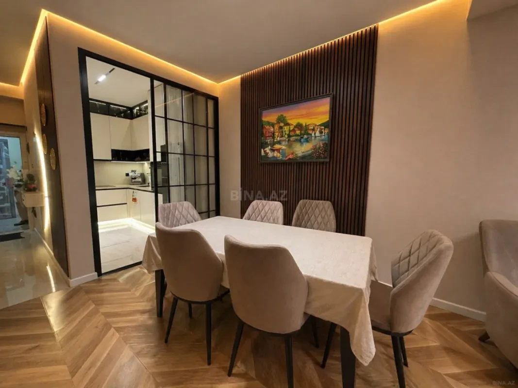 Kirayə verilir 2 otaqlı mənzil 86 m²