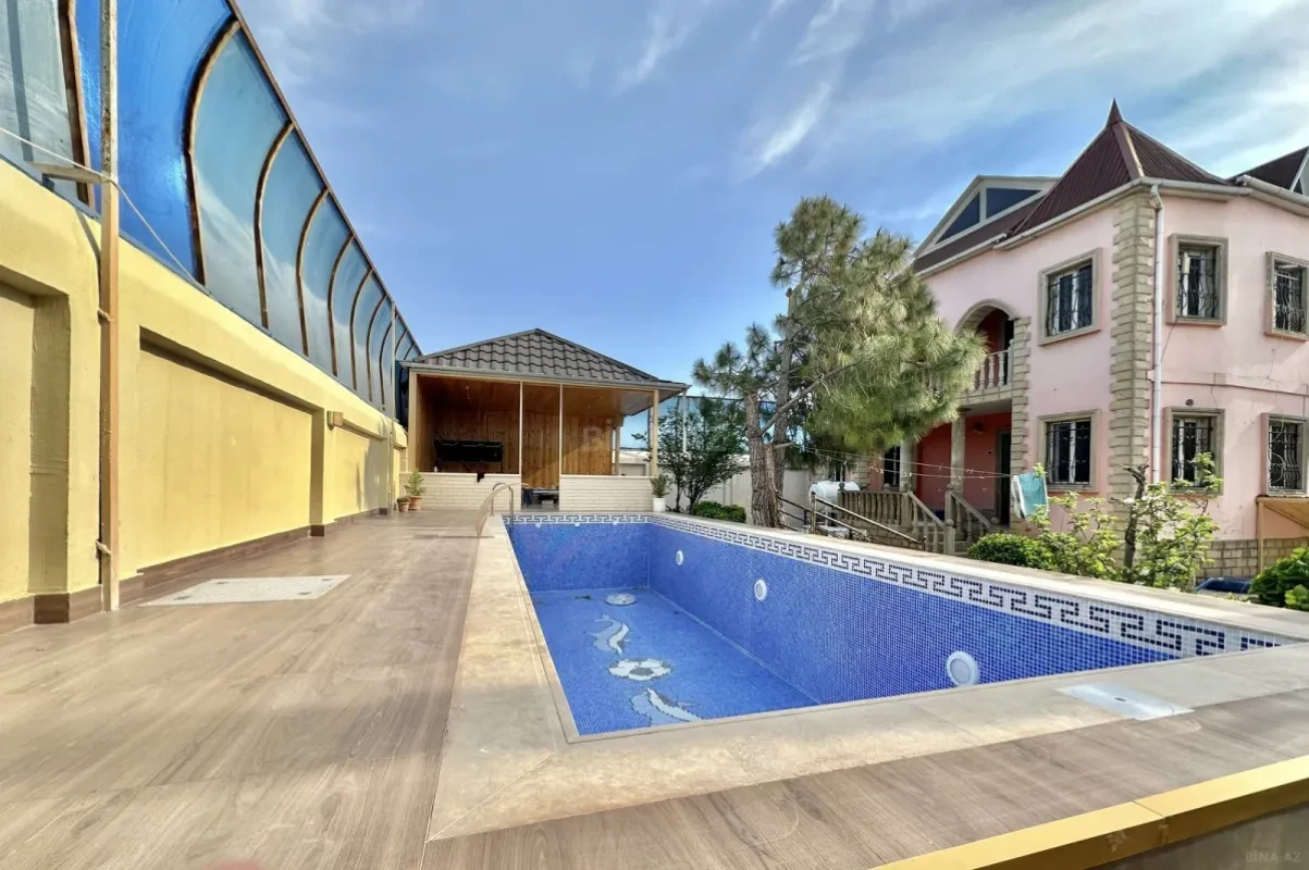 Kirayə verilir 5 otaqlı həyət evi 300 m²