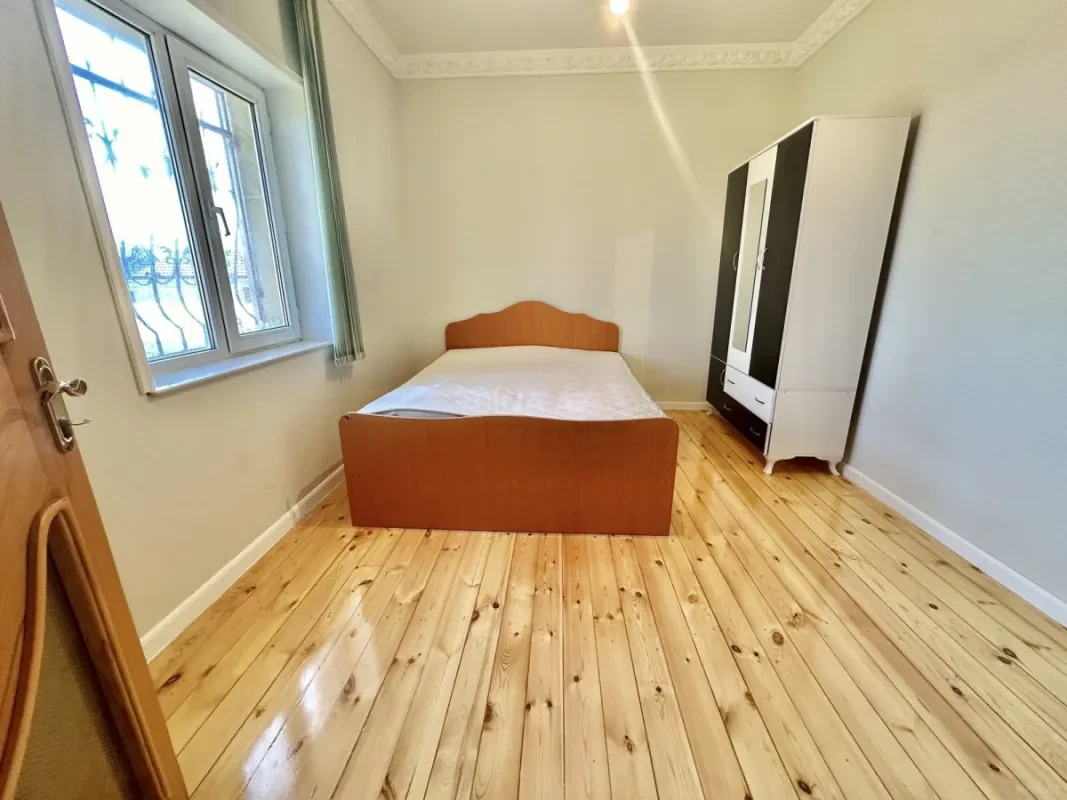 Kirayə verilir 5 otaqlı həyət evi 300 m²
