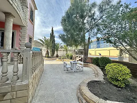 Kirayə verilir 5 otaqlı həyət evi 300 m²