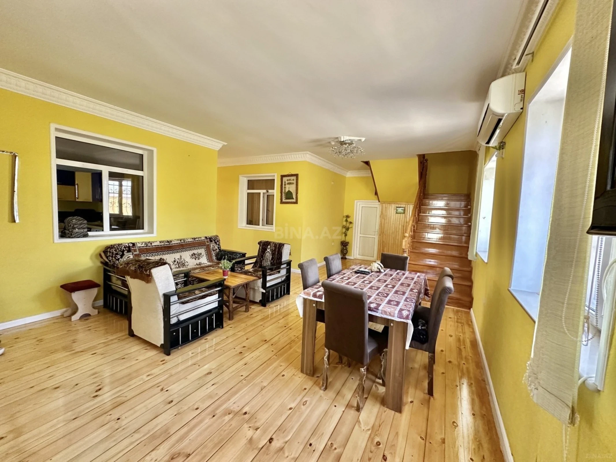 Kirayə verilir 5 otaqlı həyət evi 300 m²