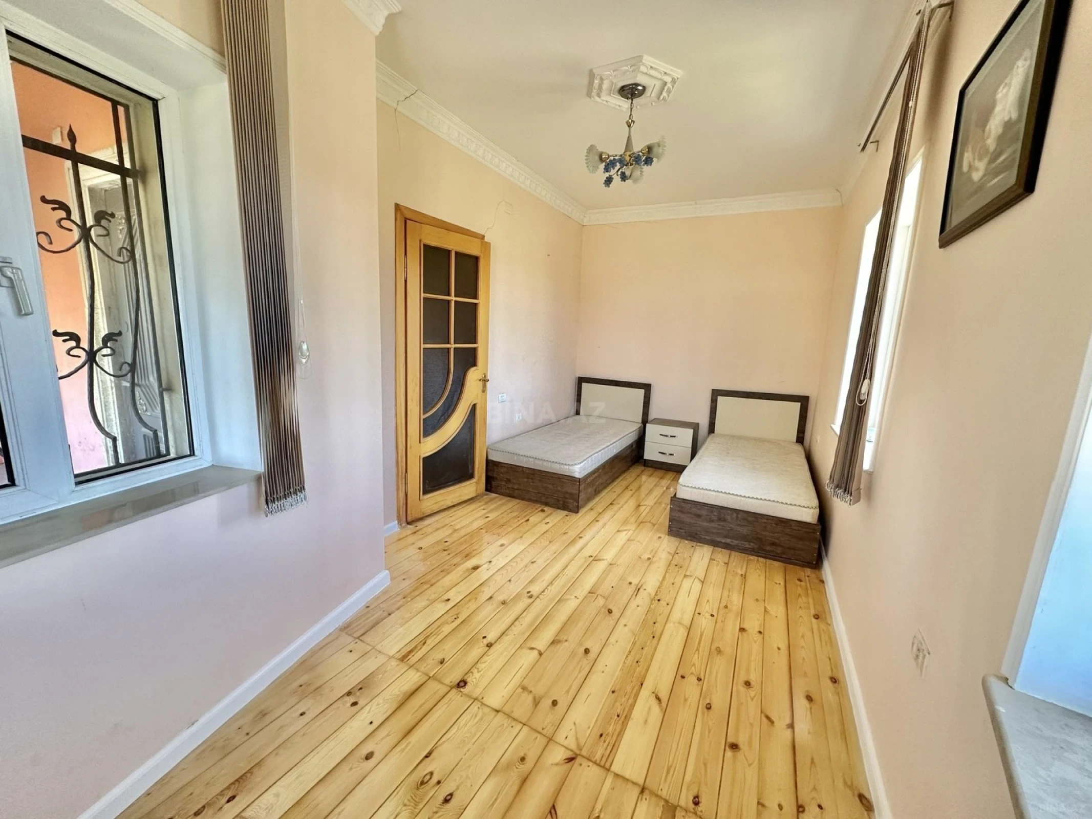 Kirayə verilir 5 otaqlı həyət evi 300 m²