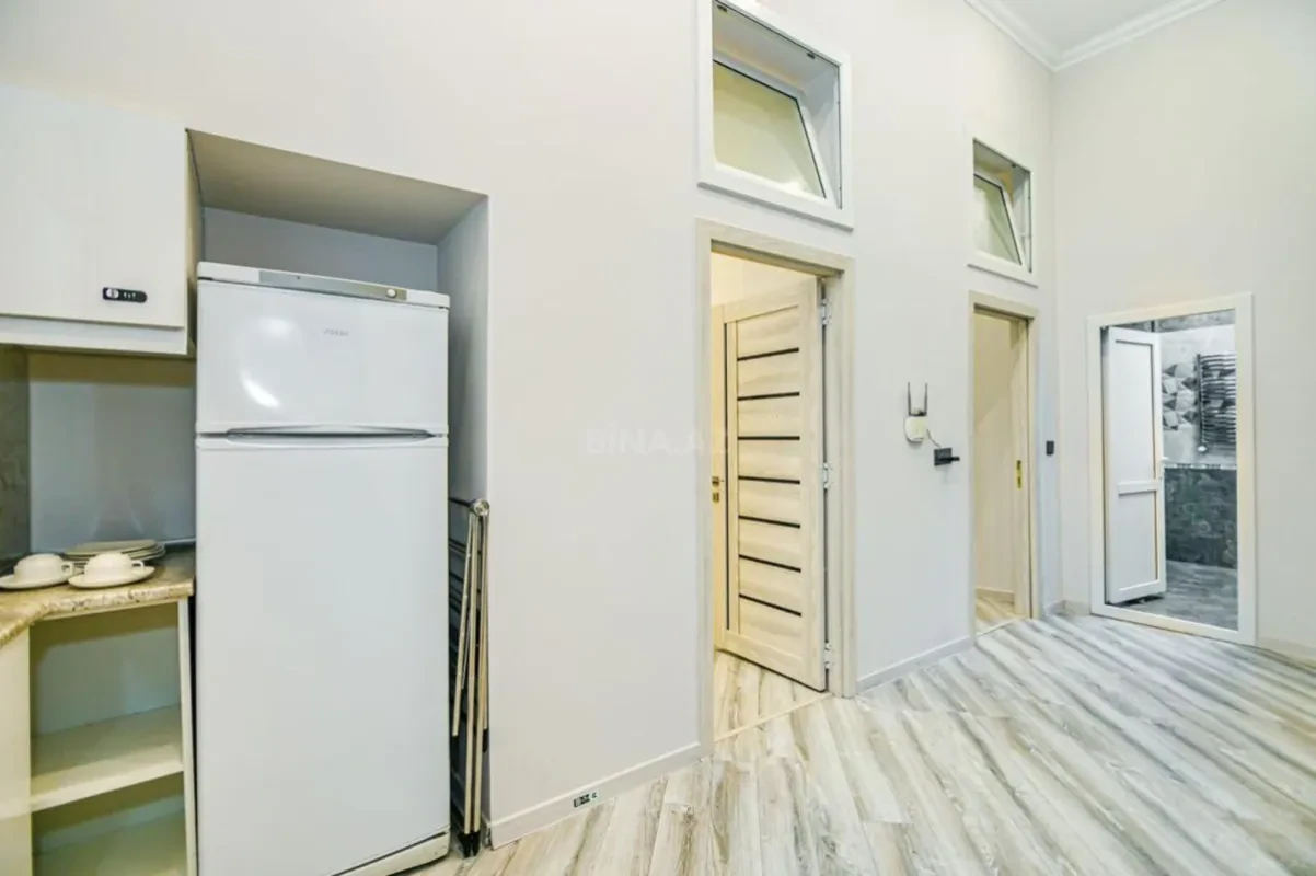 Satılır 2 otaqlı mənzil 60 m²