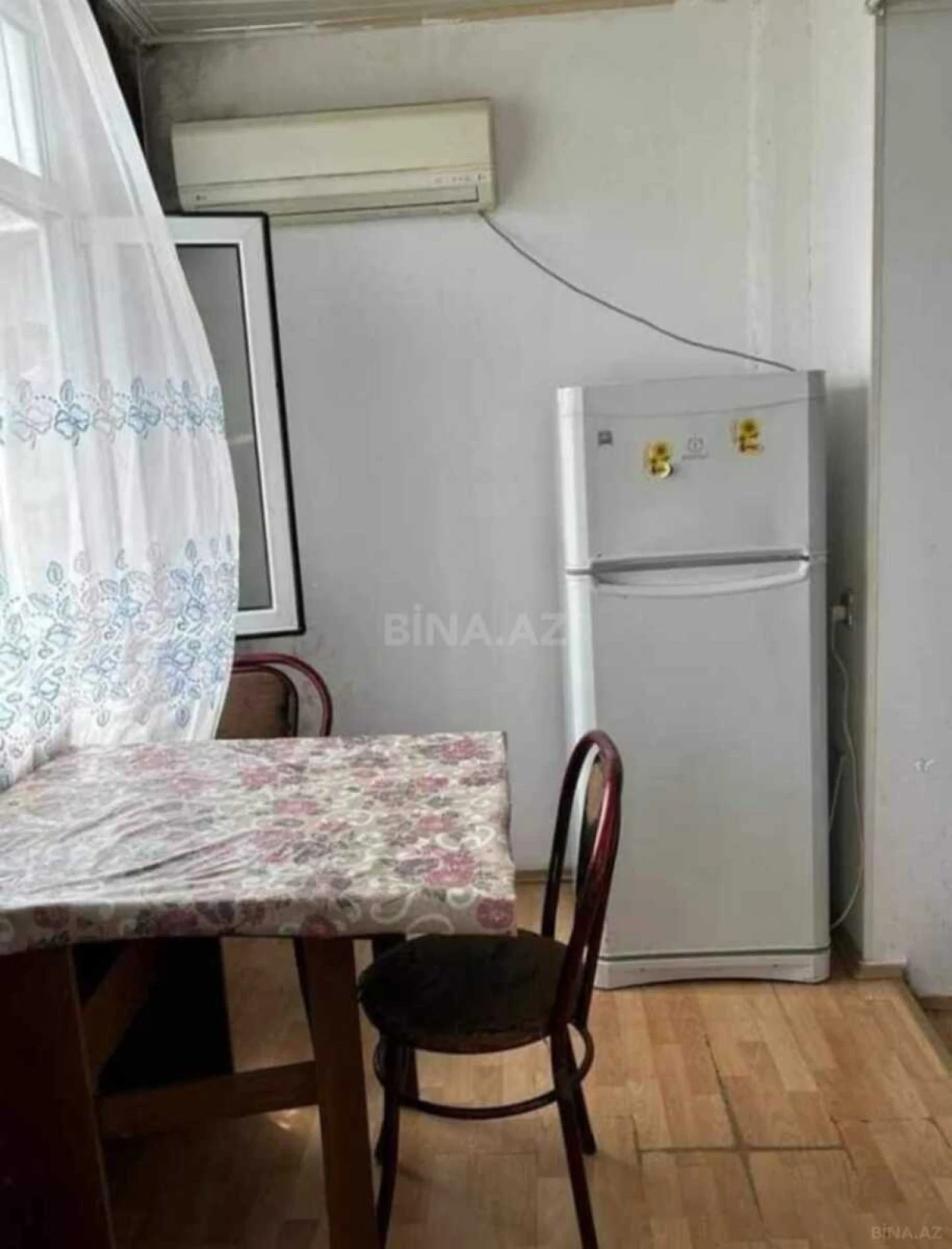 Kirayə verilir 2 otaqlı mənzil 55 m²