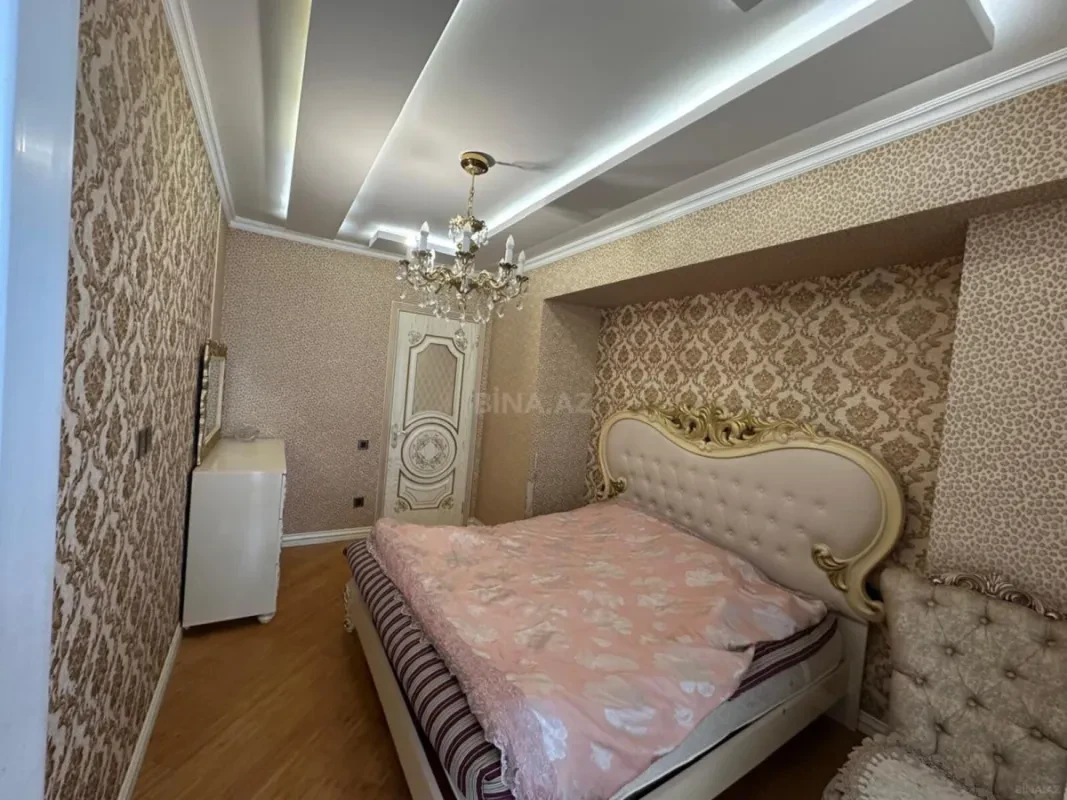 Kirayə verilir 3 otaqlı mənzil 136 m²