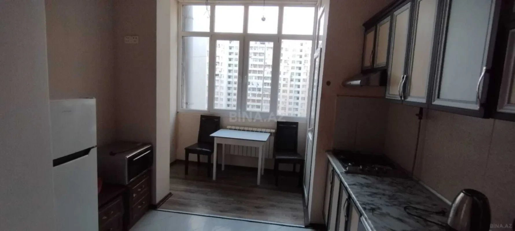 Kirayə verilir 2 otaqlı mənzil 75 m²