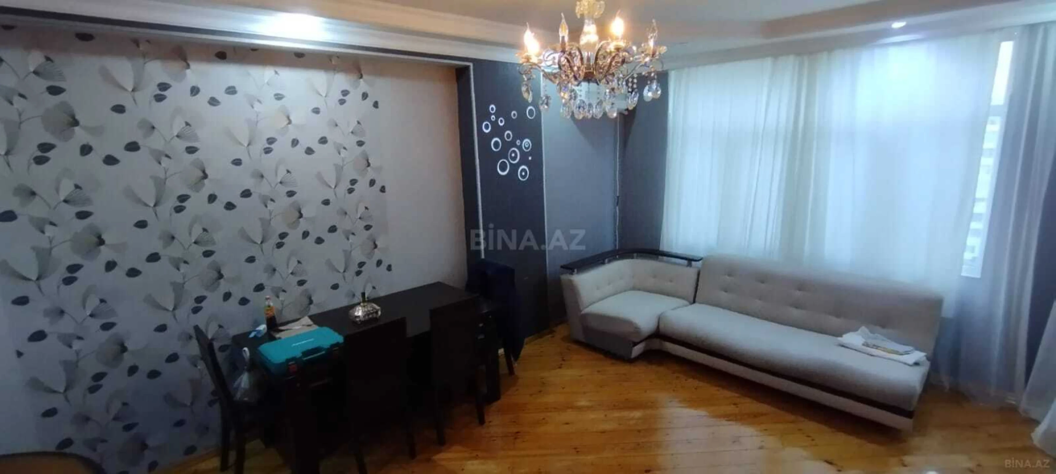 Kirayə verilir 2 otaqlı mənzil 75 m²