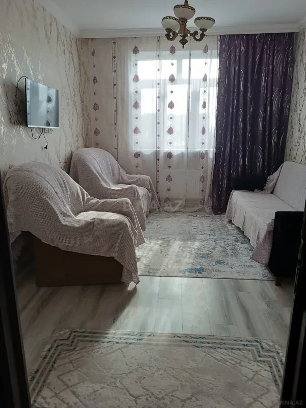 Kirayə verilir 2 otaqlı mənzil 50 m²