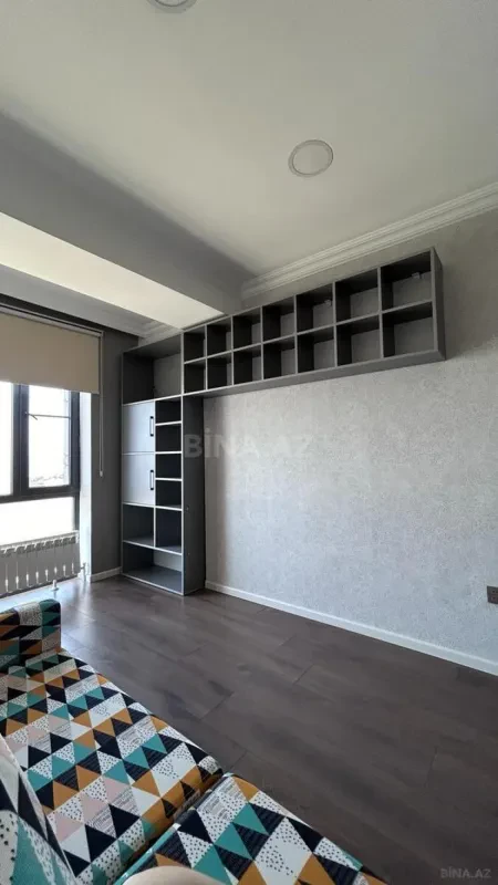 Kirayə verilir 3 otaqlı mənzil 110 m²
