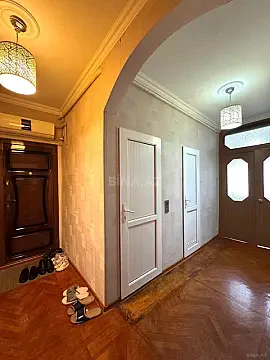 Satılır 3 otaqlı mənzil 80 m²