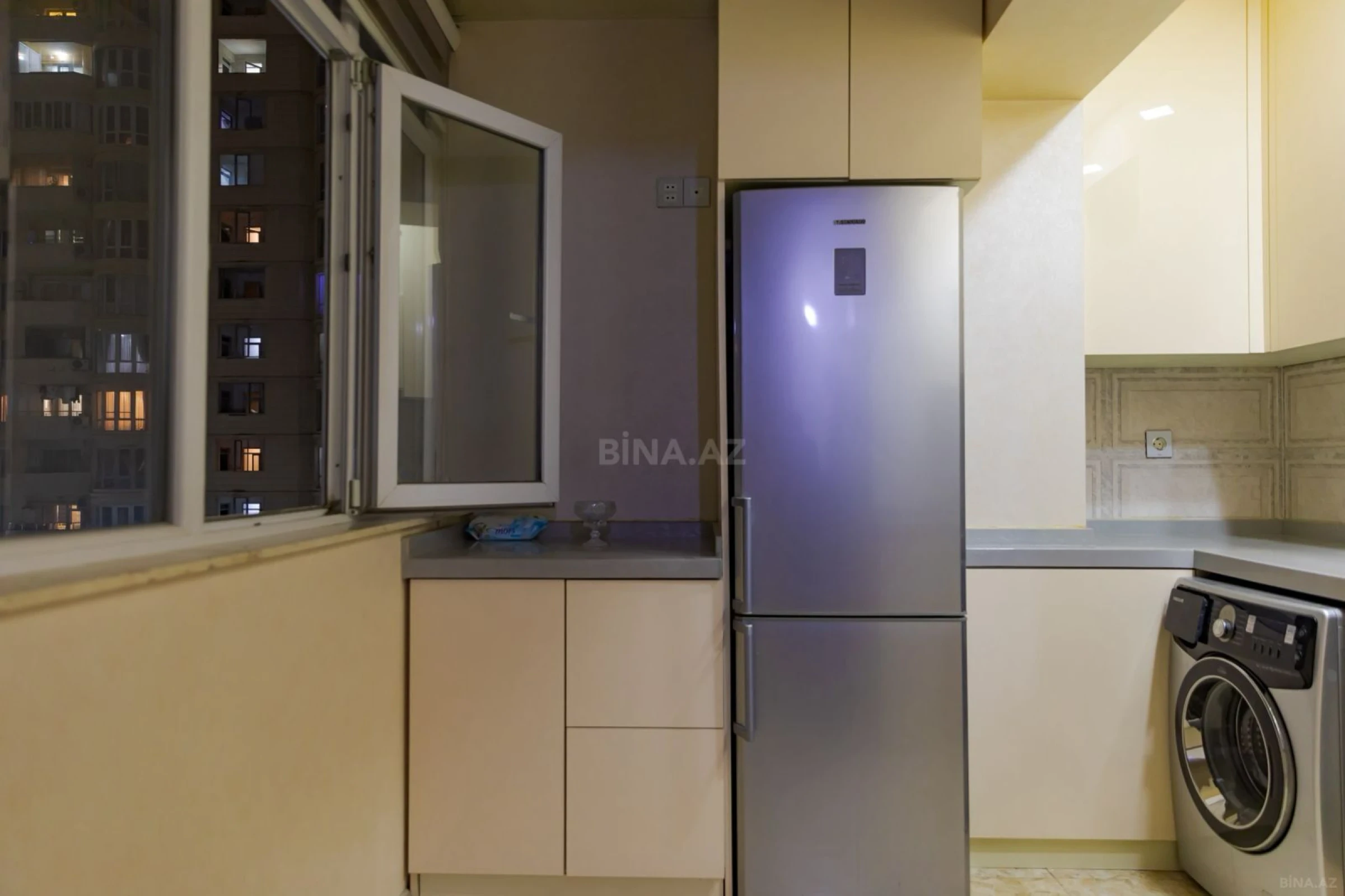 Kirayə verilir 4 otaqlı mənzil 100 m²