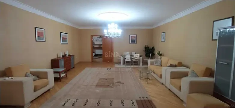 Kirayə verilir 3 otaqlı mənzil 150 m²