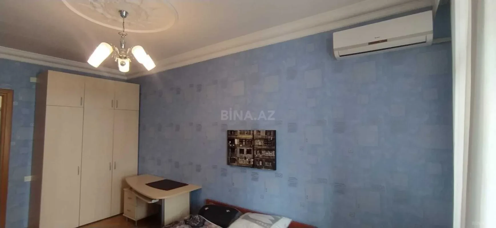 Kirayə verilir 3 otaqlı mənzil 150 m²