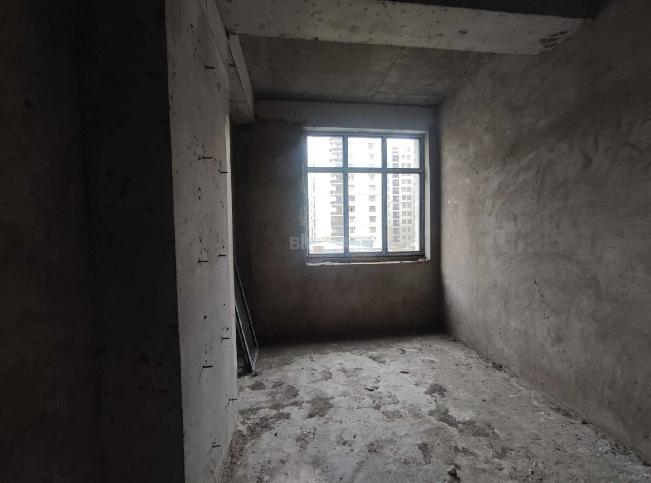 Satılır 3 otaqlı mənzil 90 m²