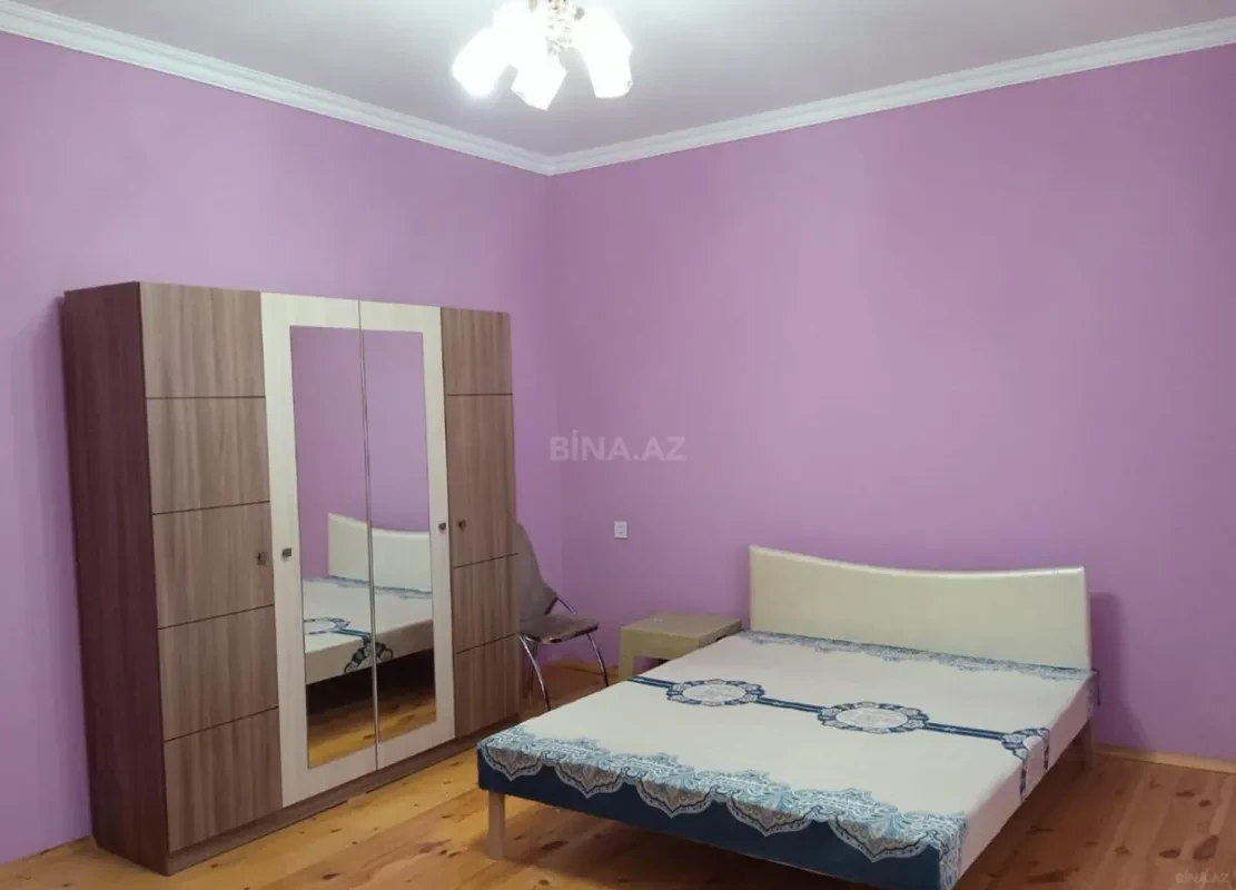 Satılır 6 otaqlı həyət evi 200 m²