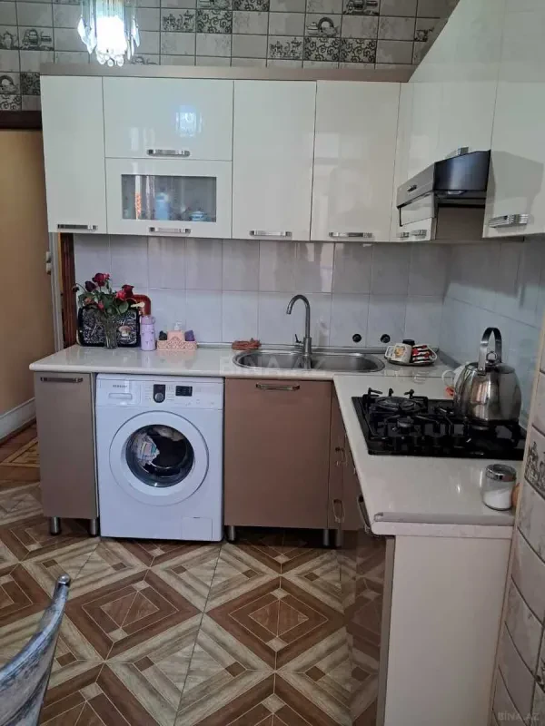 Satılır 2 otaqlı mənzil 70 m²