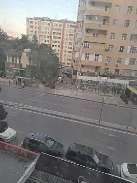 Satılır 2 otaqlı mənzil 70 m²