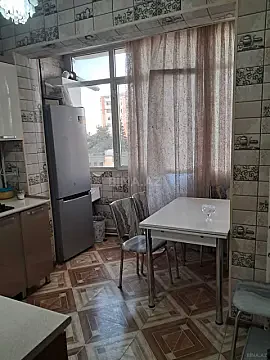 Satılır 2 otaqlı mənzil 70 m²