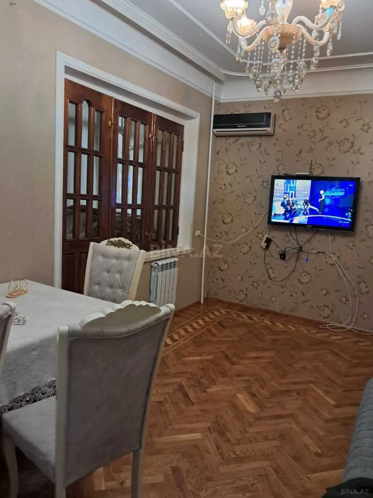 Satılır 2 otaqlı mənzil 70 m²