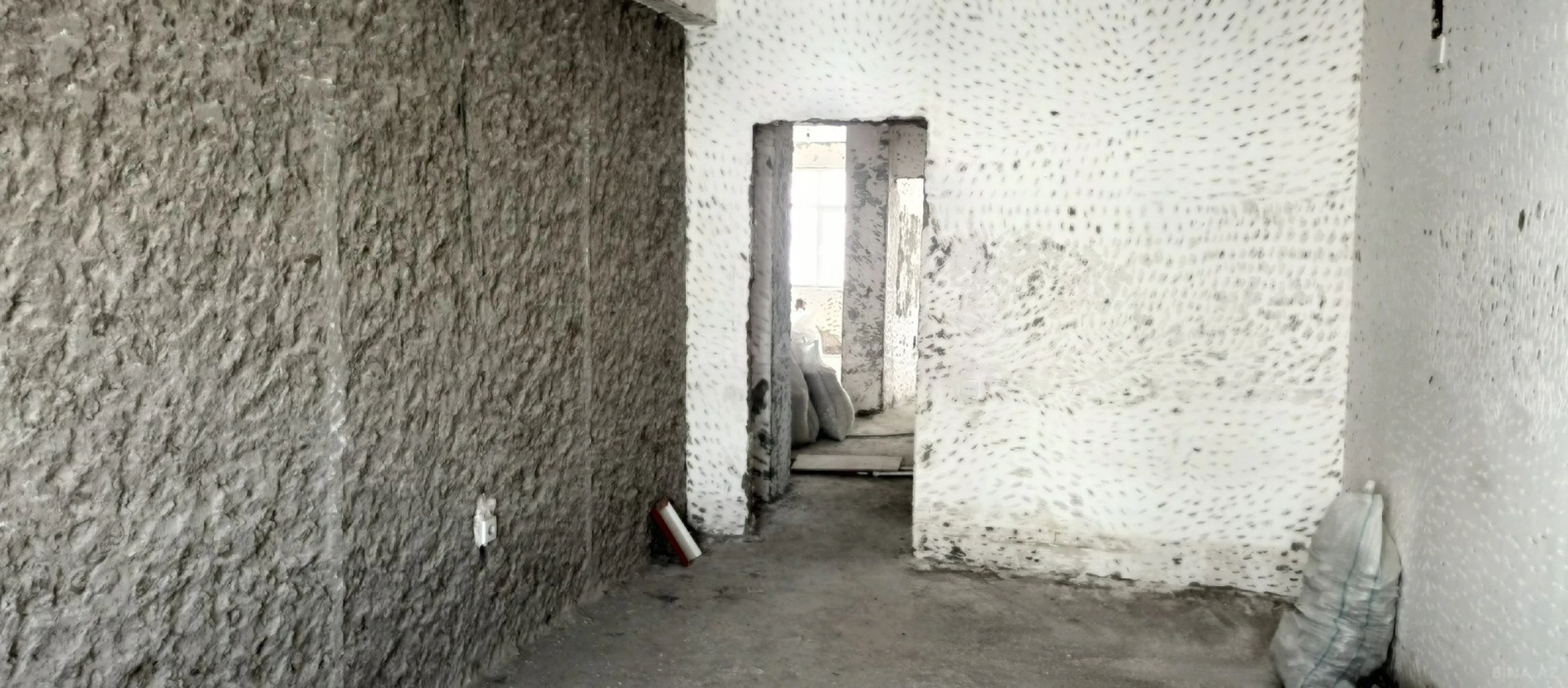 Satılır 3 otaqlı mənzil 130 m²