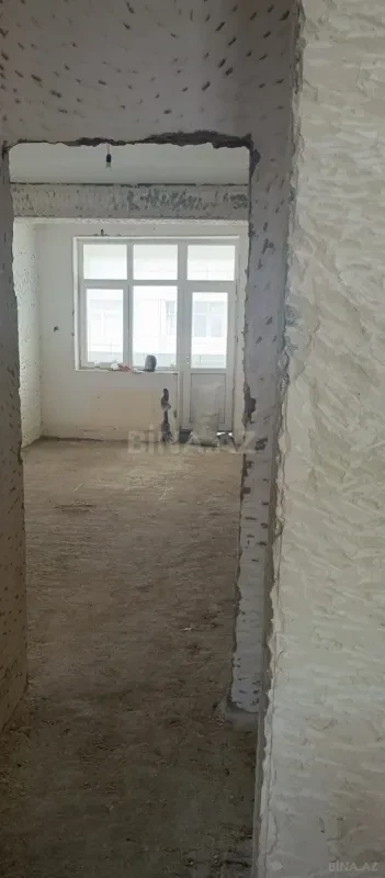 Satılır 3 otaqlı mənzil 130 m²