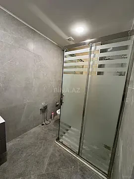 Kirayə verilir 2 otaqlı mənzil 85 m²