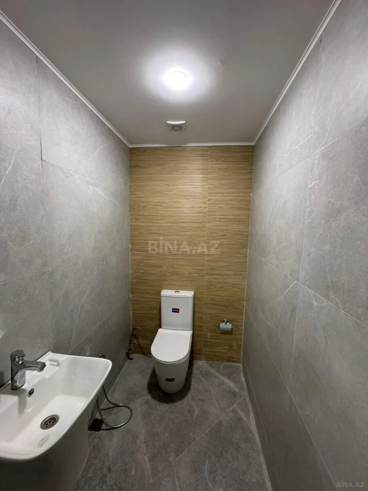 Kirayə verilir 2 otaqlı mənzil 85 m²