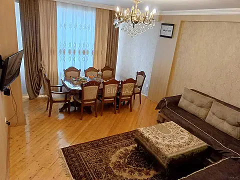 Satılır 3 otaqlı mənzil 96 m²