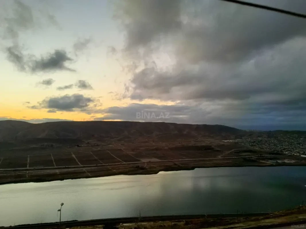 Satılır 3 otaqlı mənzil 96 m²