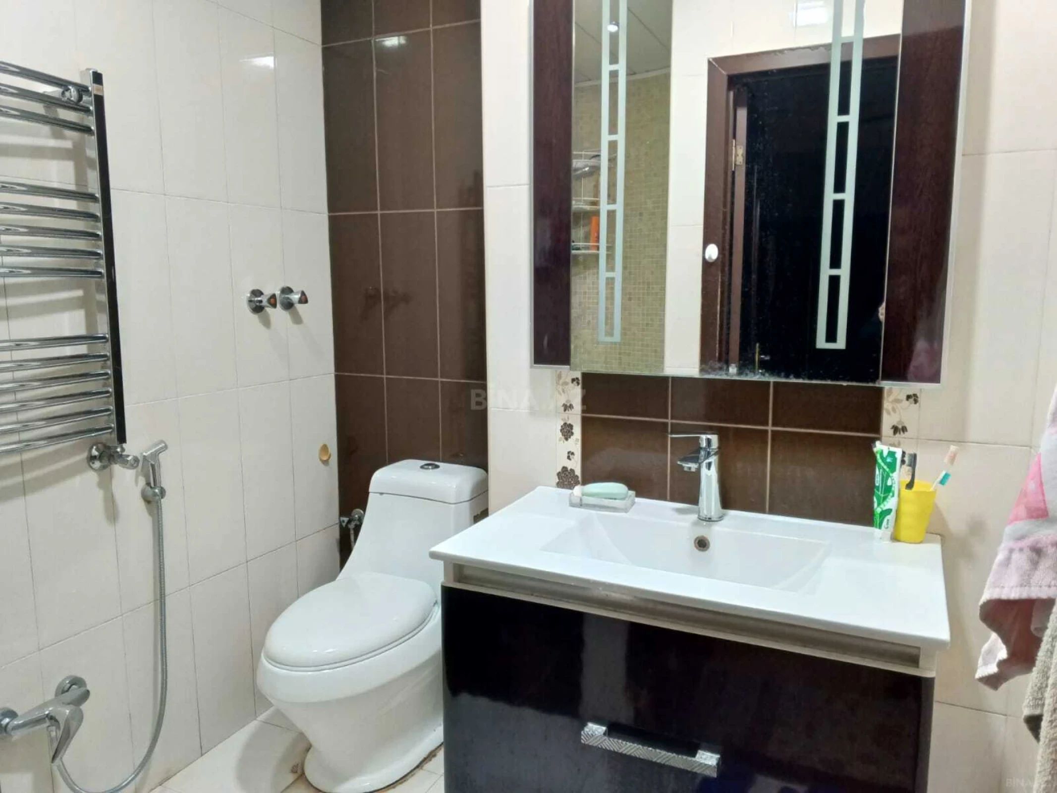 Satılır 3 otaqlı mənzil 96 m²
