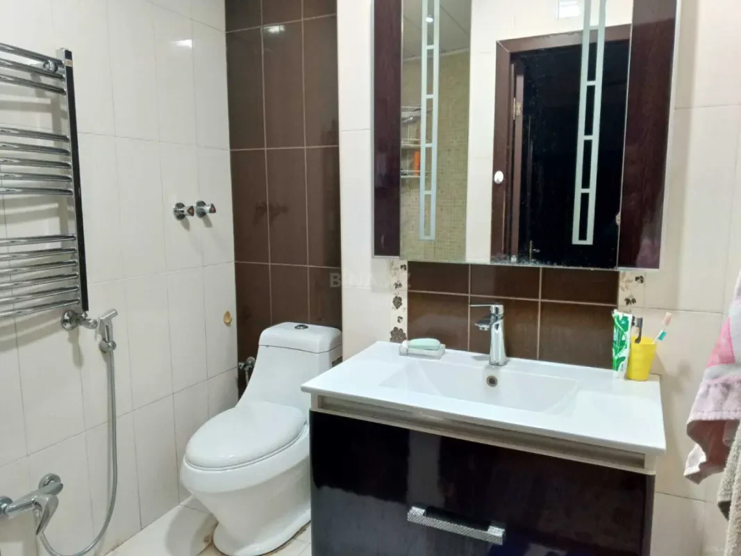 Satılır 3 otaqlı mənzil 96 m²