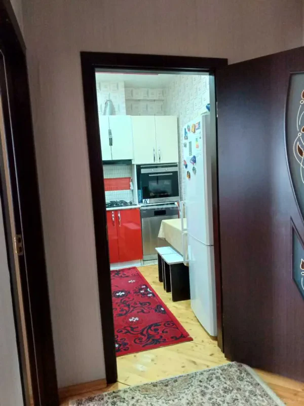 Satılır 3 otaqlı mənzil 96 m²