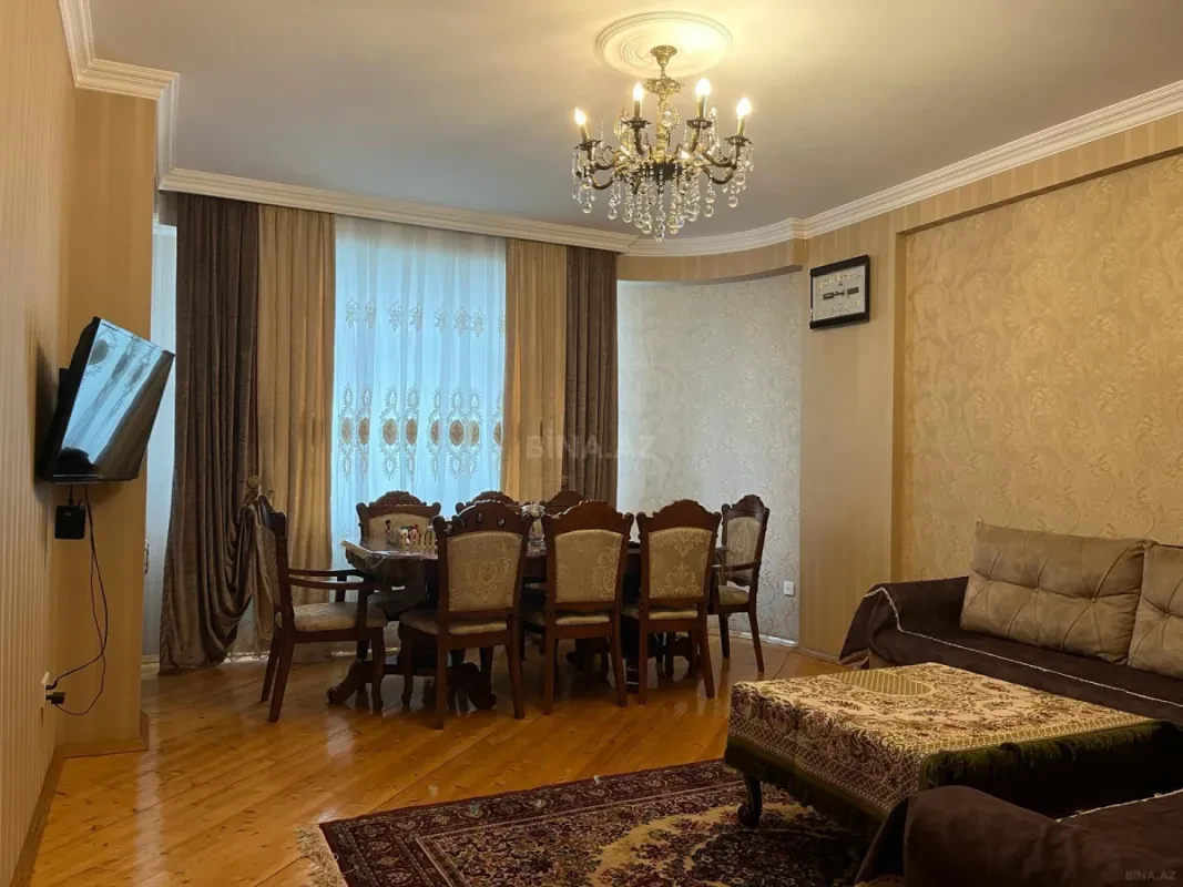 Satılır 3 otaqlı mənzil 96 m²
