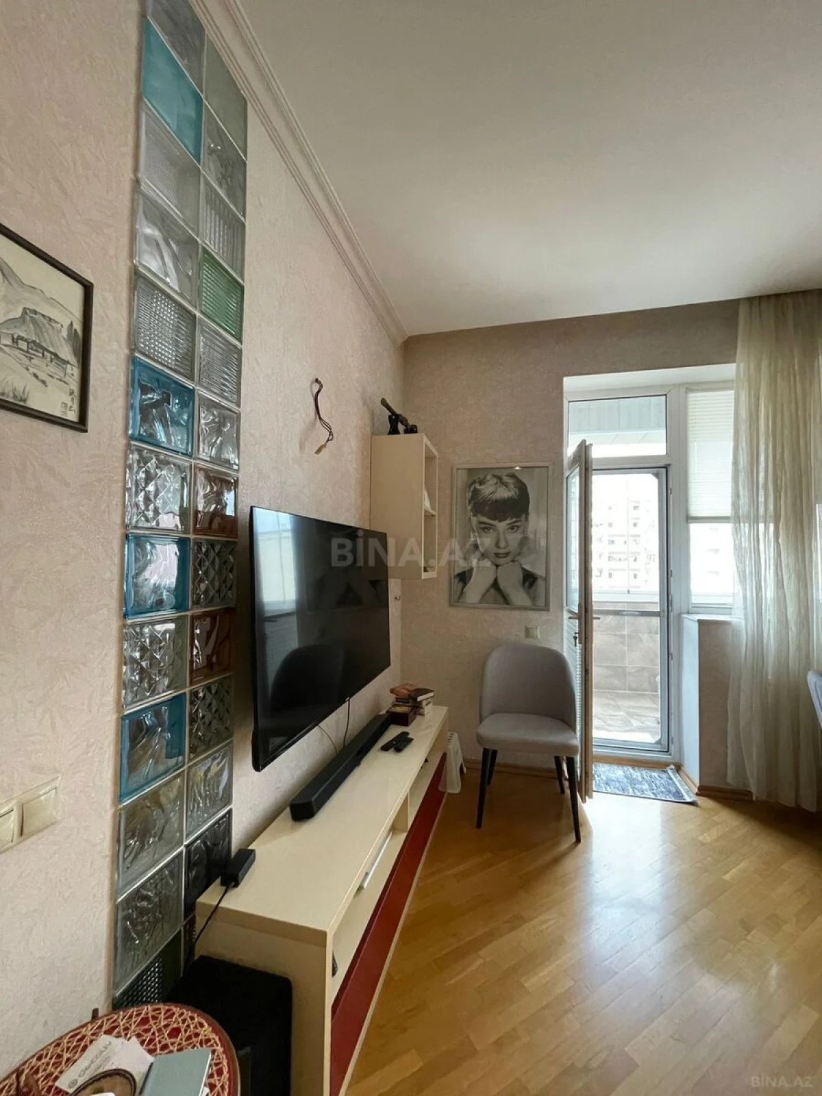 Satılır 2 otaqlı mənzil 62 m²