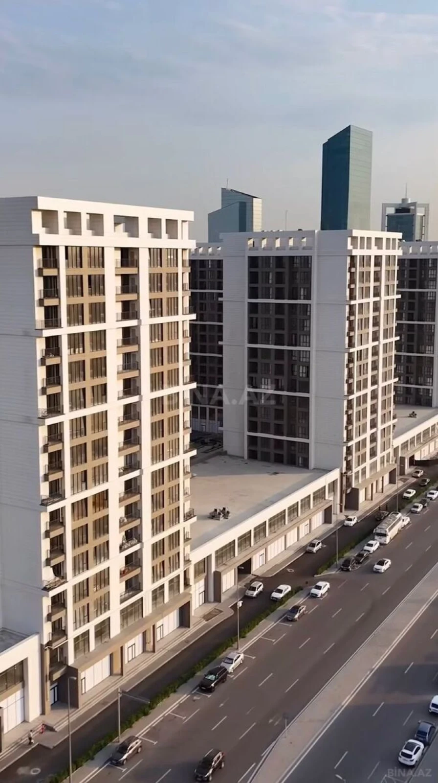 Satılır 2 otaqlı mənzil 79.8 m²