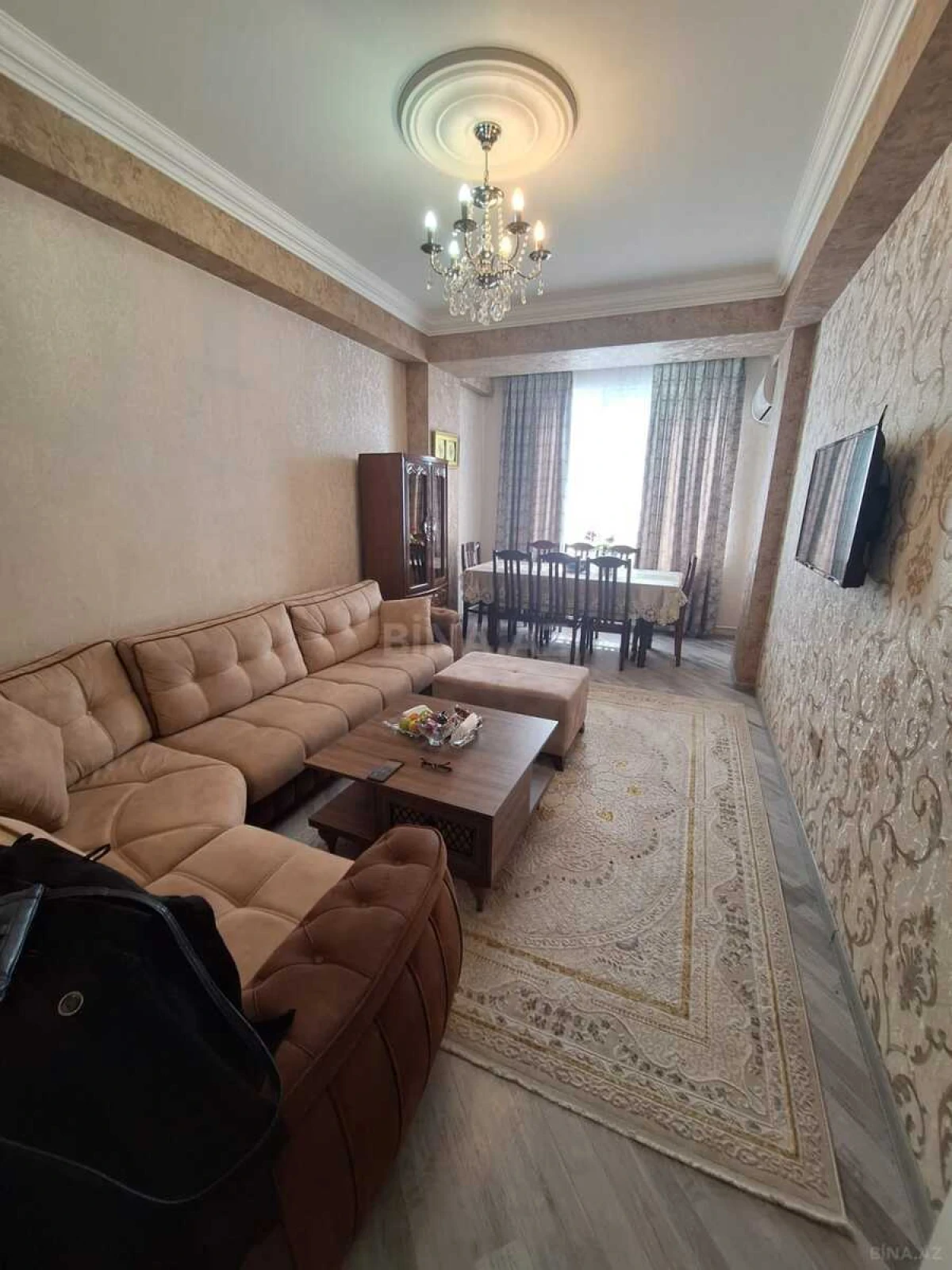 Kirayə verilir 2 otaqlı mənzil 60 m²