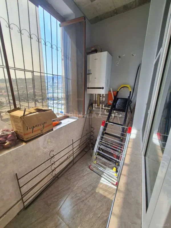 Kirayə verilir 2 otaqlı mənzil 60 m²