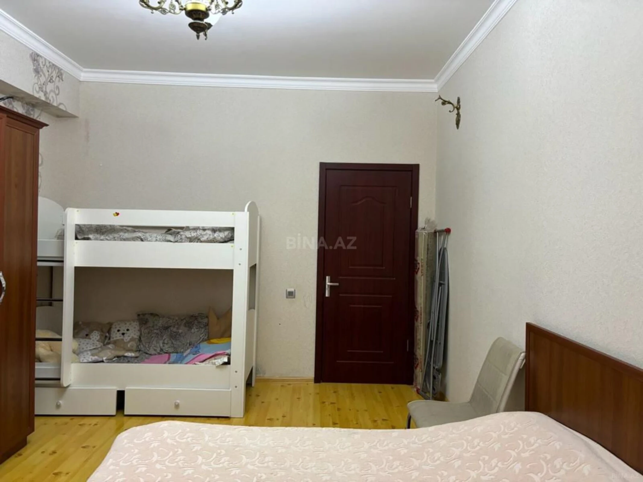 Kirayə verilir 2 otaqlı mənzil 70 m²