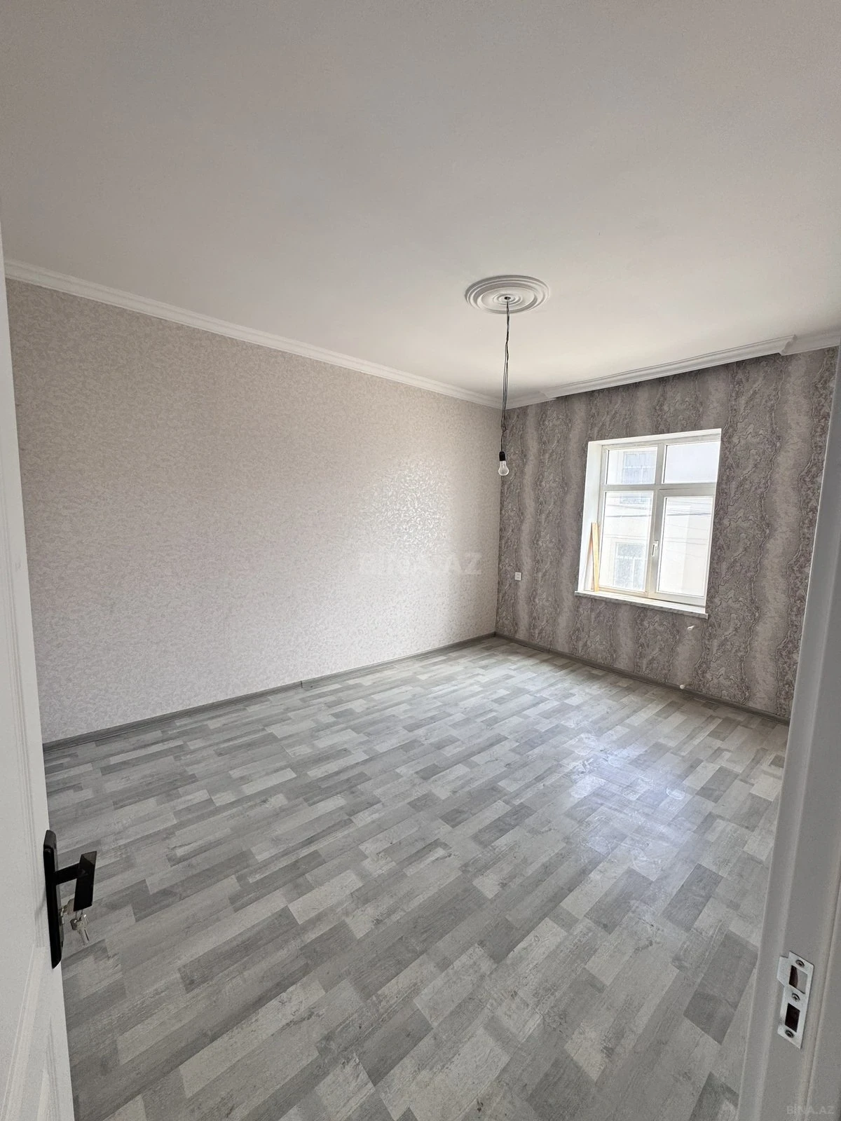Satılır 3 otaqlı həyət evi 140 m²