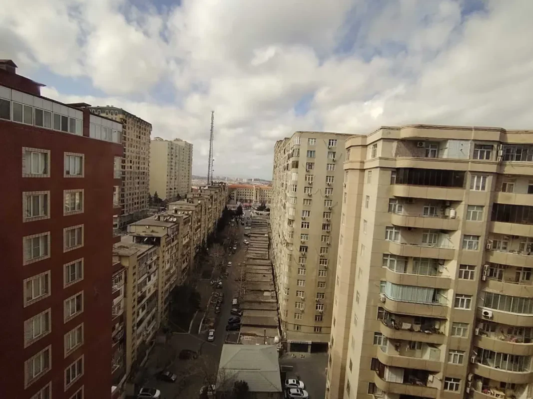 Kirayə verilir 2 otaqlı mənzil 60 m²