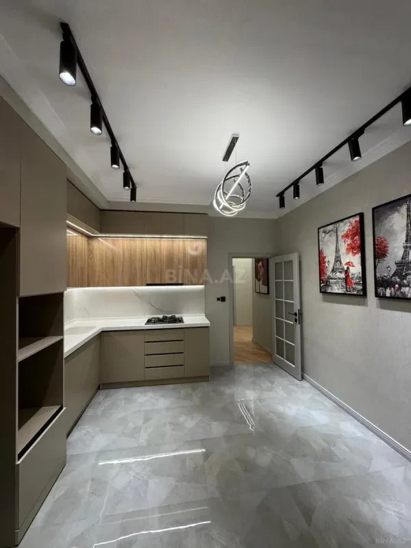 Satılır 2 otaqlı mənzil 89 m²