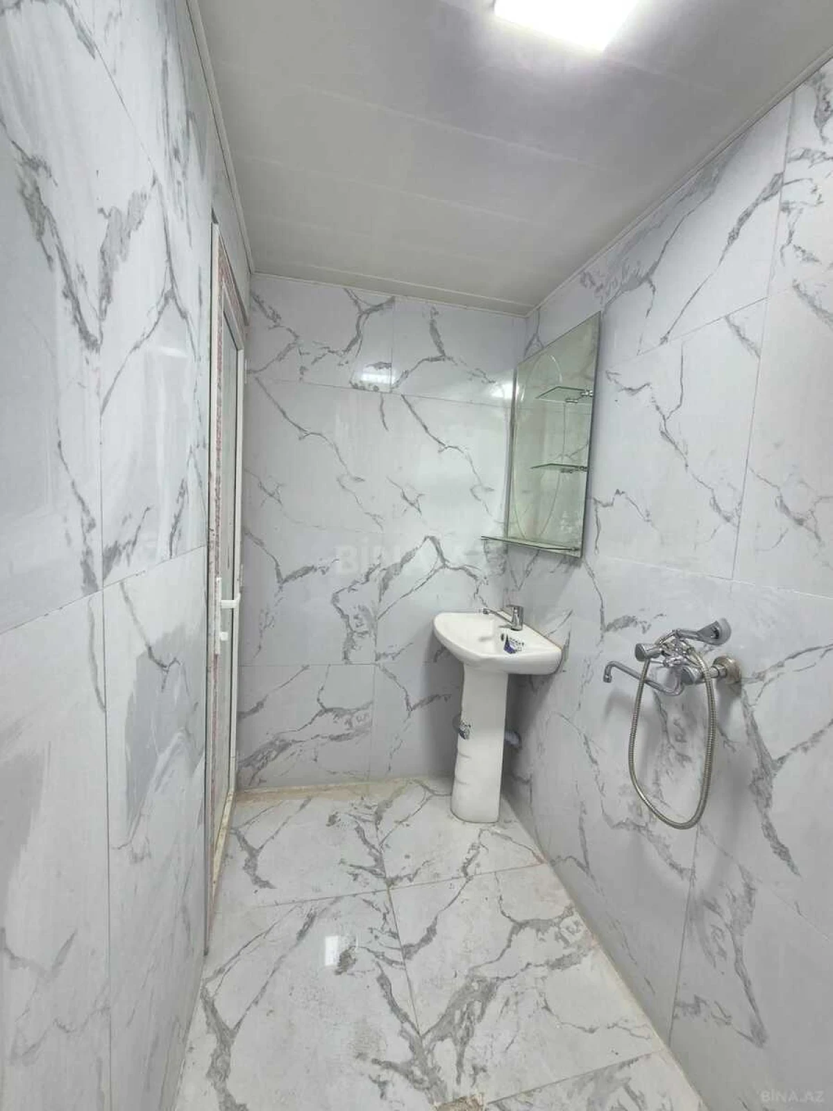 Satılır 2 otaqlı mənzil 40 m²