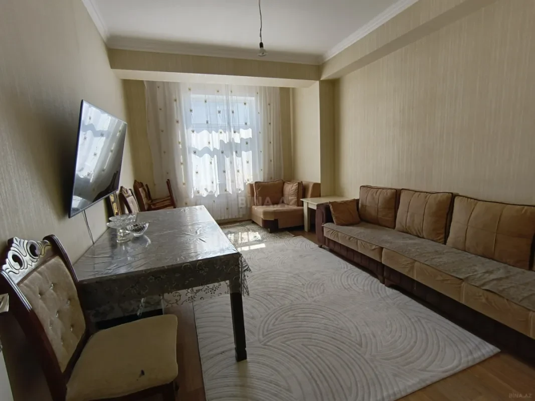 Satılır 4 otaqlı mənzil 100 m²
