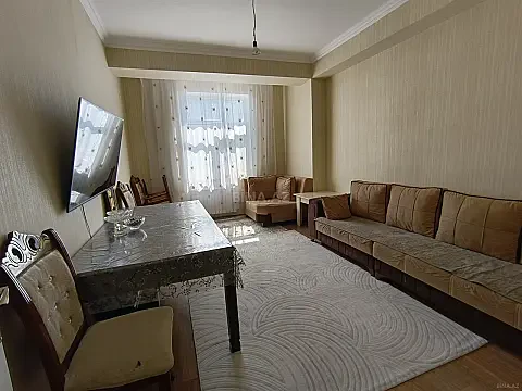 Satılır 4 otaqlı mənzil 100 m²